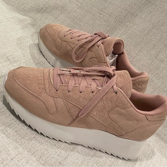 REEBOK leather suede classic double platform in pink dusty rose. Women’s 10.5. - Picture 7 of 14